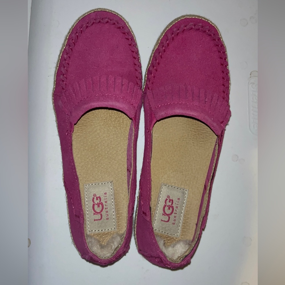 UGG girls pink suede, marrah moccasin espadrille loafers in size 3